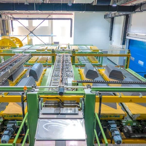 Cut-to-length line swith automated inline lamination system Cut-to-length line swith automated inline lamination system